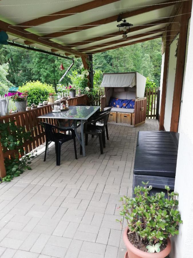 Fewo An Der Klosterruine Paulinzella Mit Kostenfreien Parkplatz Und Wlan 外观 照片